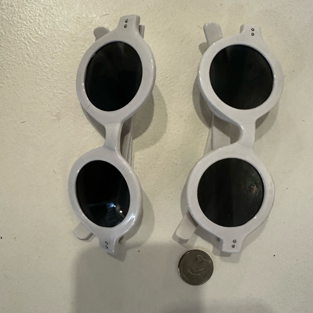 Mod Sunglasses - Picture 5 of 12